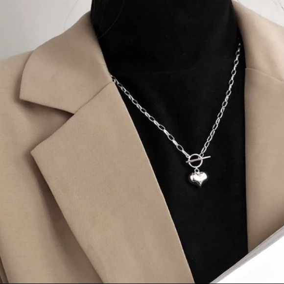 Sterling silver heart pendant necklace - Picture 3 of 5